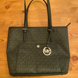 NWOT Michael Kors Medium Tote-Black:Gray